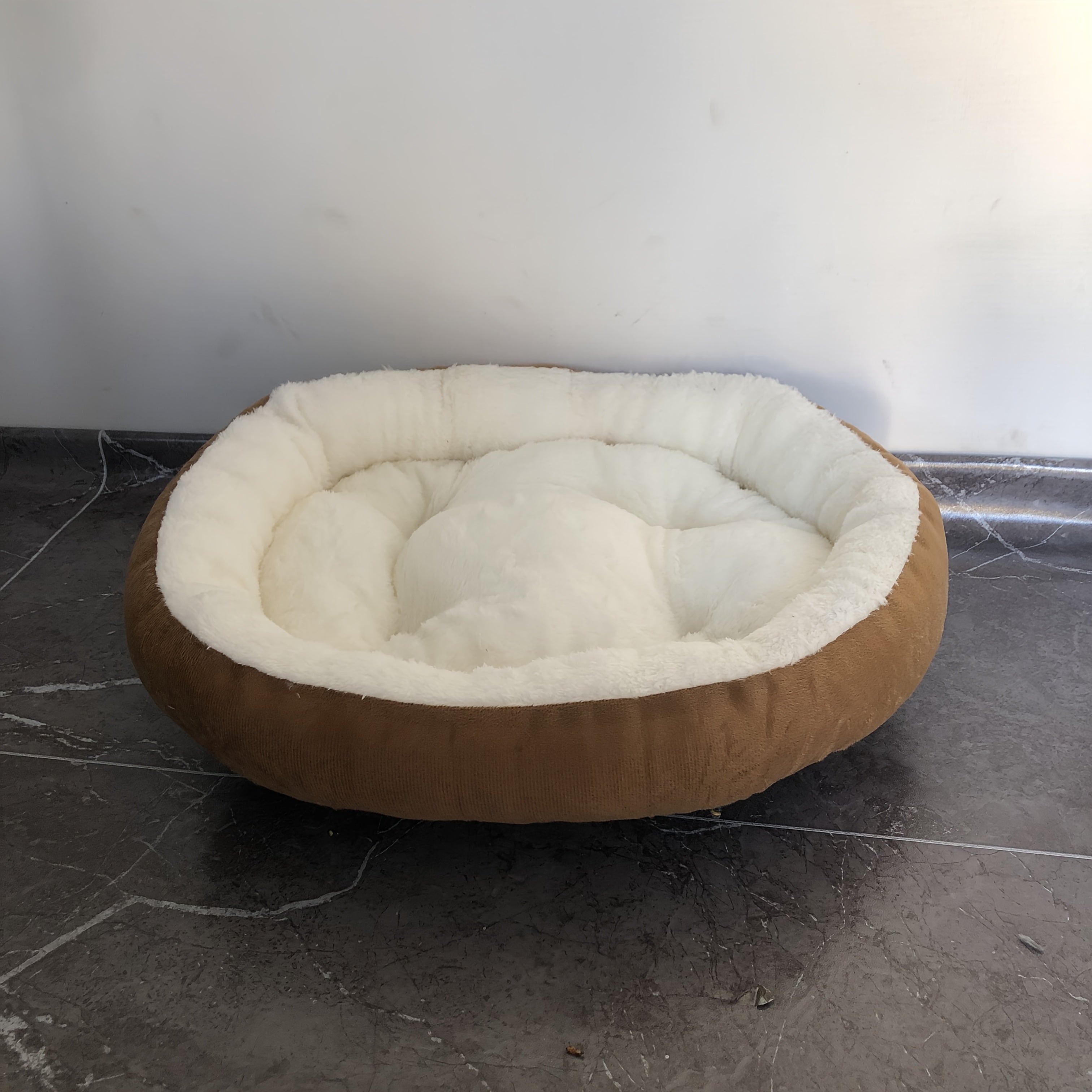 Oval Pet Bed - Soft Warm Polyester Dog Bed with Plush Cushioned Interior, Non-Slip Bottom - All-Season Cozy Bedding for Small to Medium Dogs & Cats, Lightweight & Portable Indoor/Outdoor Use - Easy-Clean Pet Bed for Home, Travel, or Gifting - Ideal for