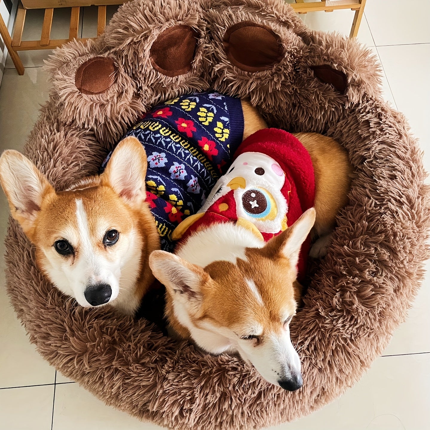 Extra Large Bear Paw Plush Pet Bed - Soft Faux Fur Round Dog & Cat Lounger, Warm Anti-SlipCushion For Small, Medium 8 Large Breeds, Cozy Donut Design For All Seasons