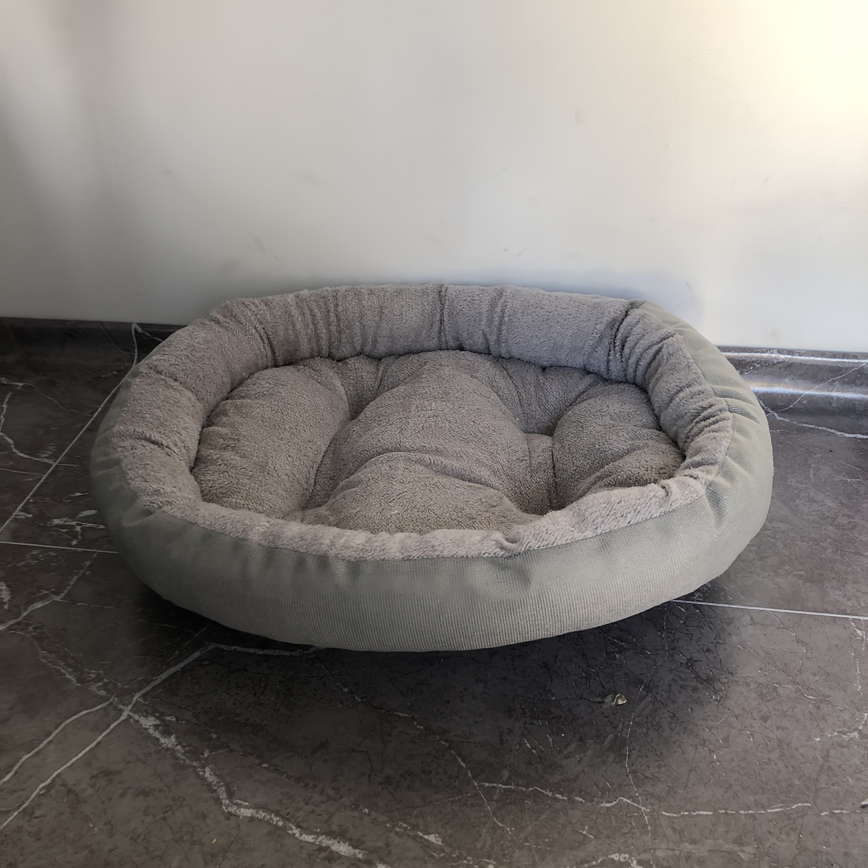 Oval Pet Bed - Soft Warm Polyester Dog Bed with Plush Cushioned Interior, Non-Slip Bottom - All-Season Cozy Bedding for Small to Medium Dogs & Cats, Lightweight & Portable Indoor/Outdoor Use - Easy-Clean Pet Bed for Home, Travel, or Gifting - Ideal for